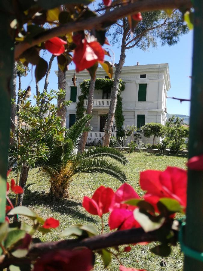Villa Giordanelli สกาเลอา ภายนอก รูปภาพ
